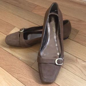 Brown suede Enzo Anglioni flats